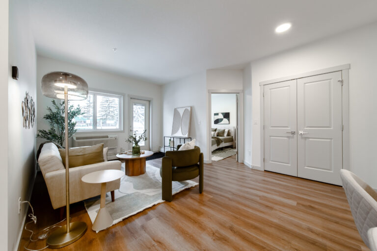 Elmora Apartments Nw Edmonton